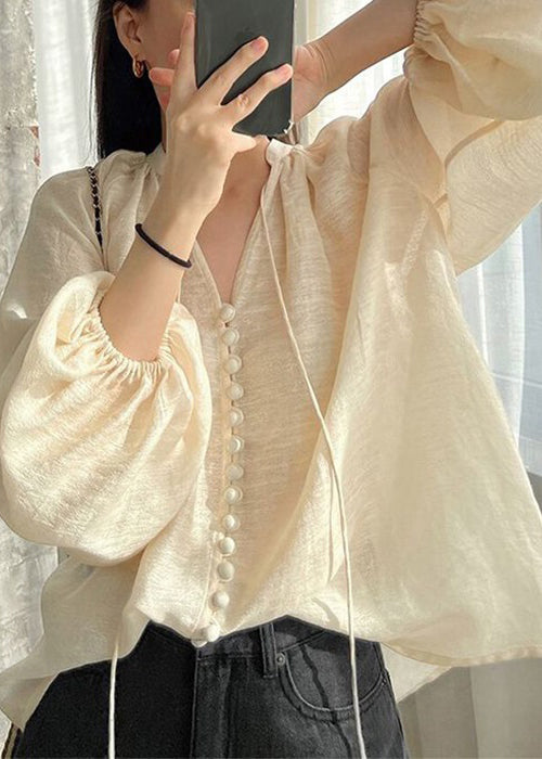 Classic Vintage Shirt with a Flattering Fit