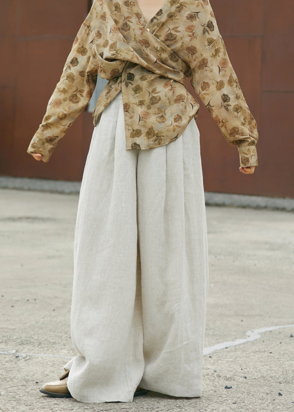 Classic Vintage Pants with a Flattering Fit