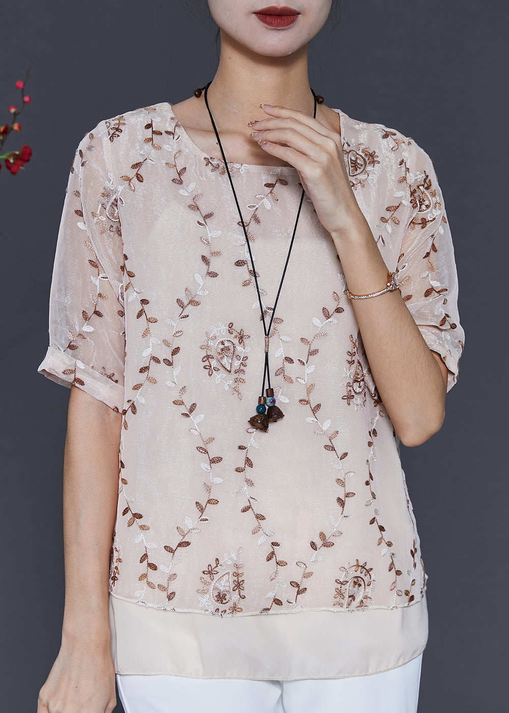 Classic Vintage Shirt with a Flattering Fit