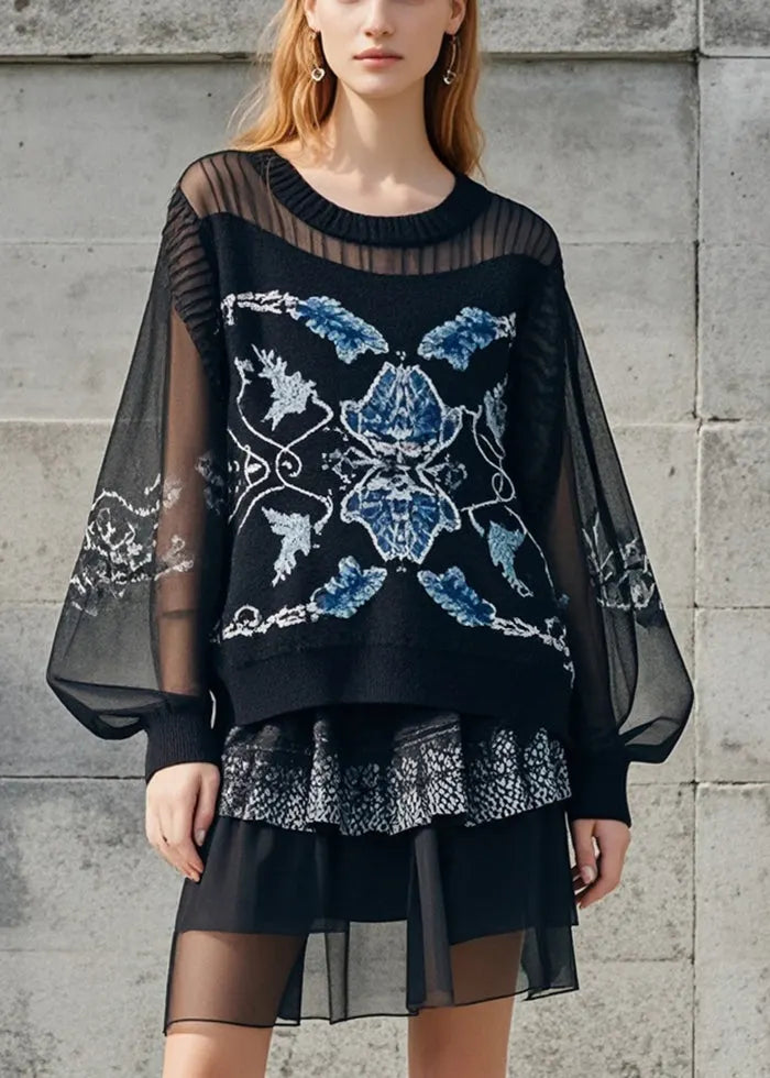 Classic Vintage Sweater with a Flattering Fit
