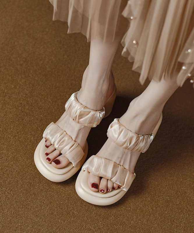 Chic Orthopedic Sandals with Unique Design