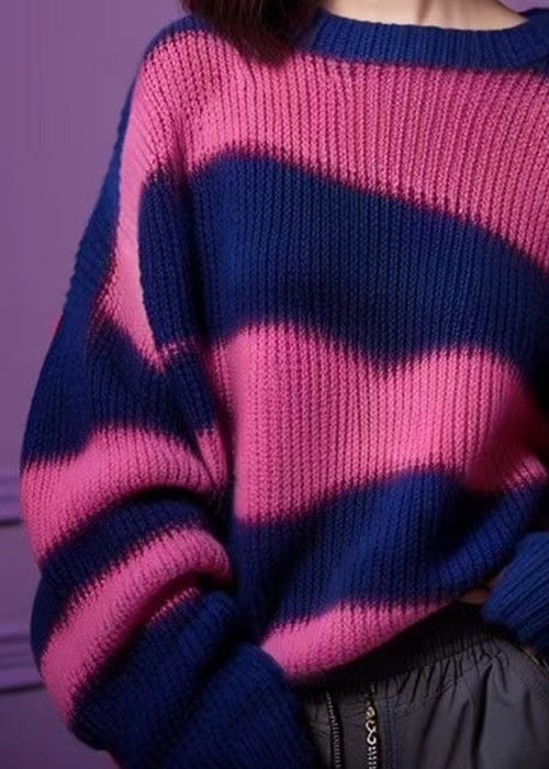 Classic Vintage Sweater with a Flattering Fit