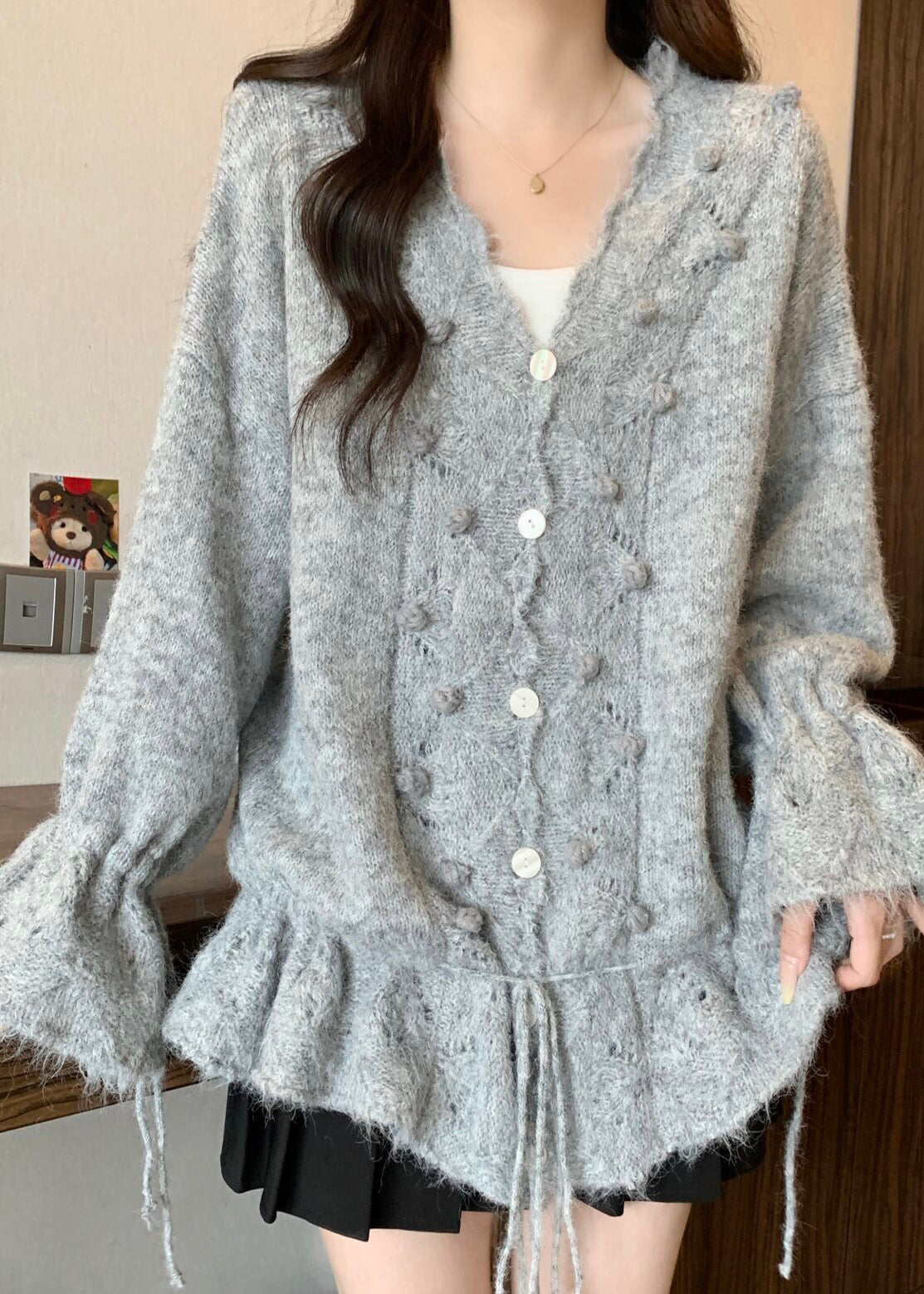Classic Vintage & Enduringly Stylish Cardigan