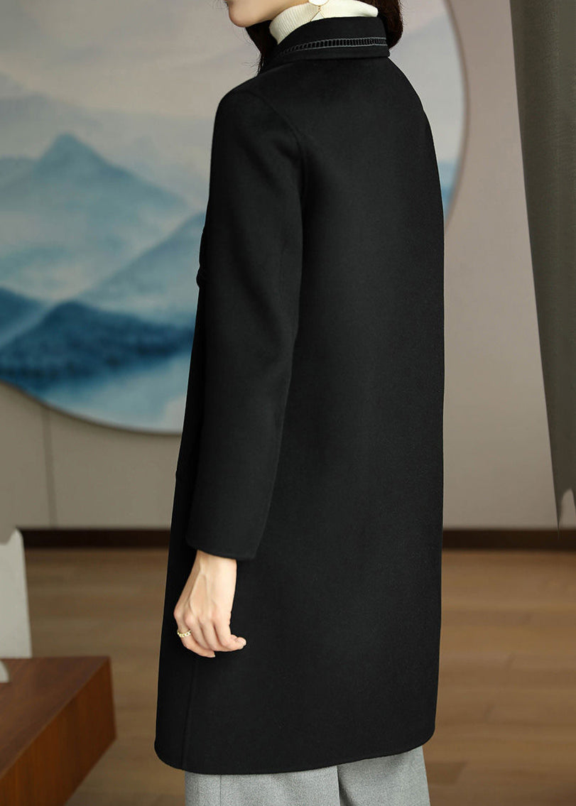 Classic Vintage & Enduringly Stylish Coat
