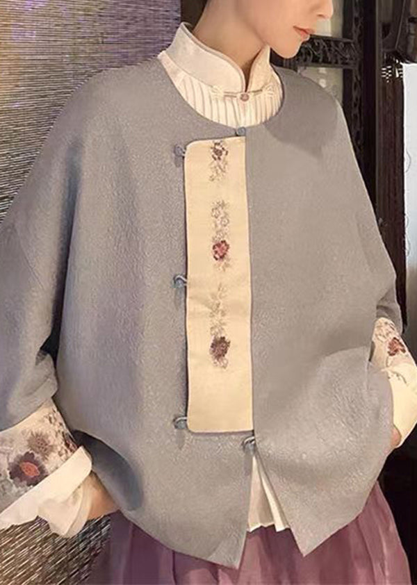 Gracefully Styled Jacket for Any Occasion