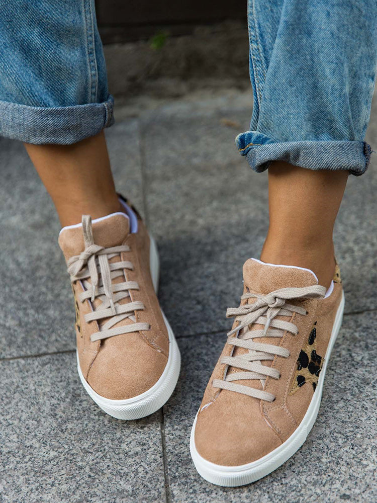 Graceful Orthopedic Shoes for Modern Look