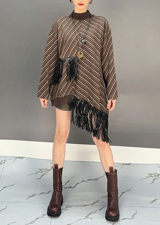 Classic Vintage Sweater with a Flattering Fit