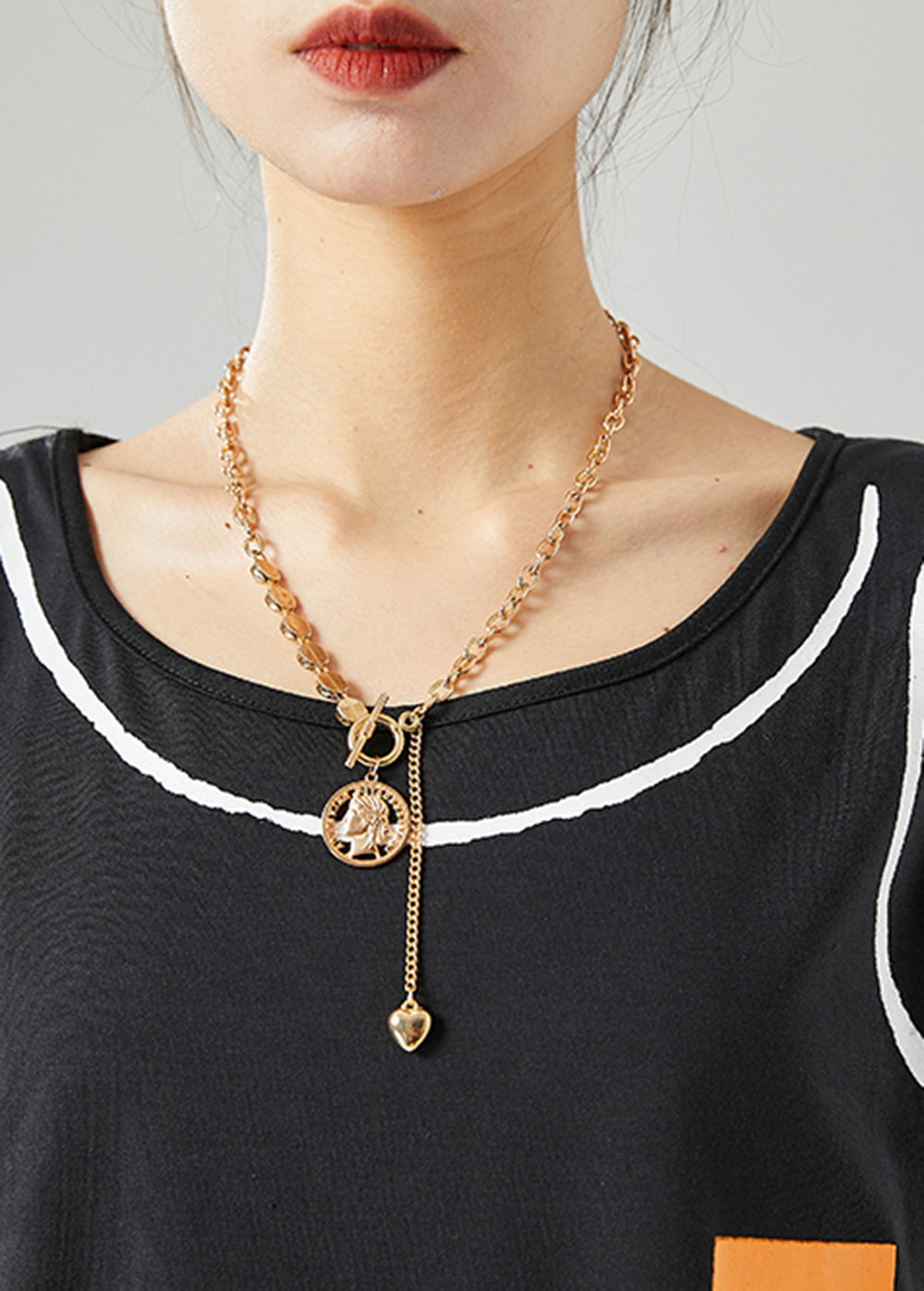 Classic Vintage & Enduringly Stylish Top