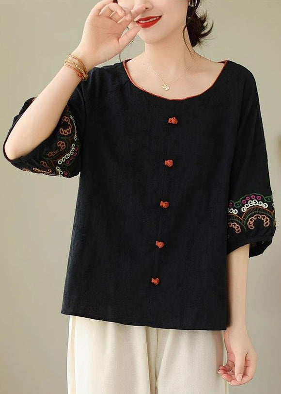 A Vintage Style Top with Delicate Timeless Details