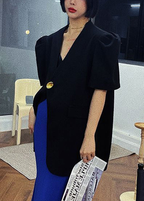Gracefully Styled Coat for Any Occasion