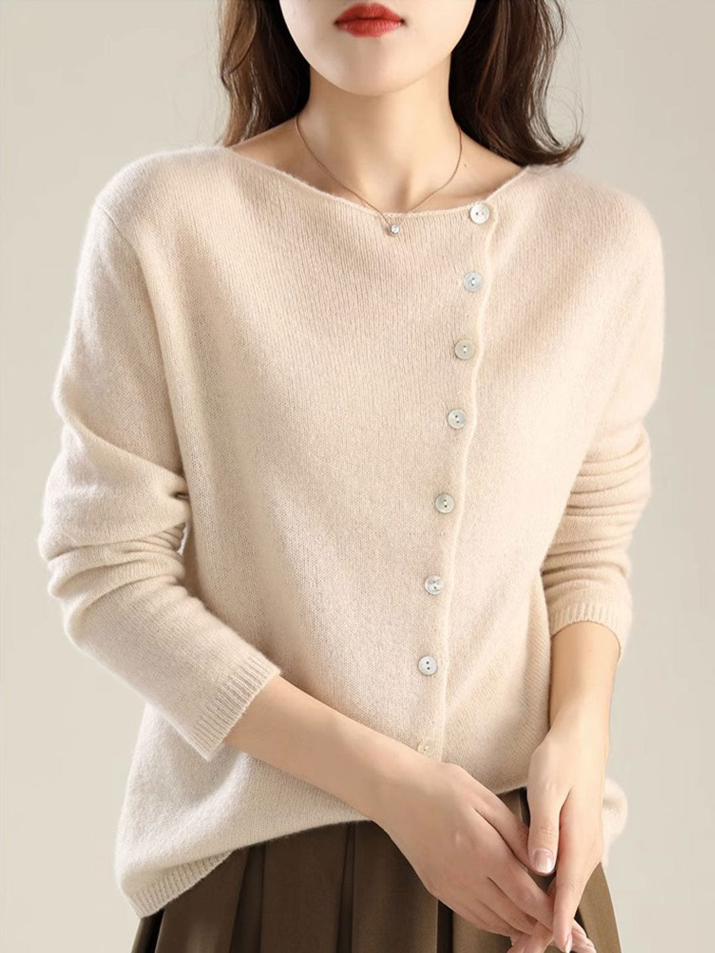 Elegantly Styled Cardigan for Everyday Wear