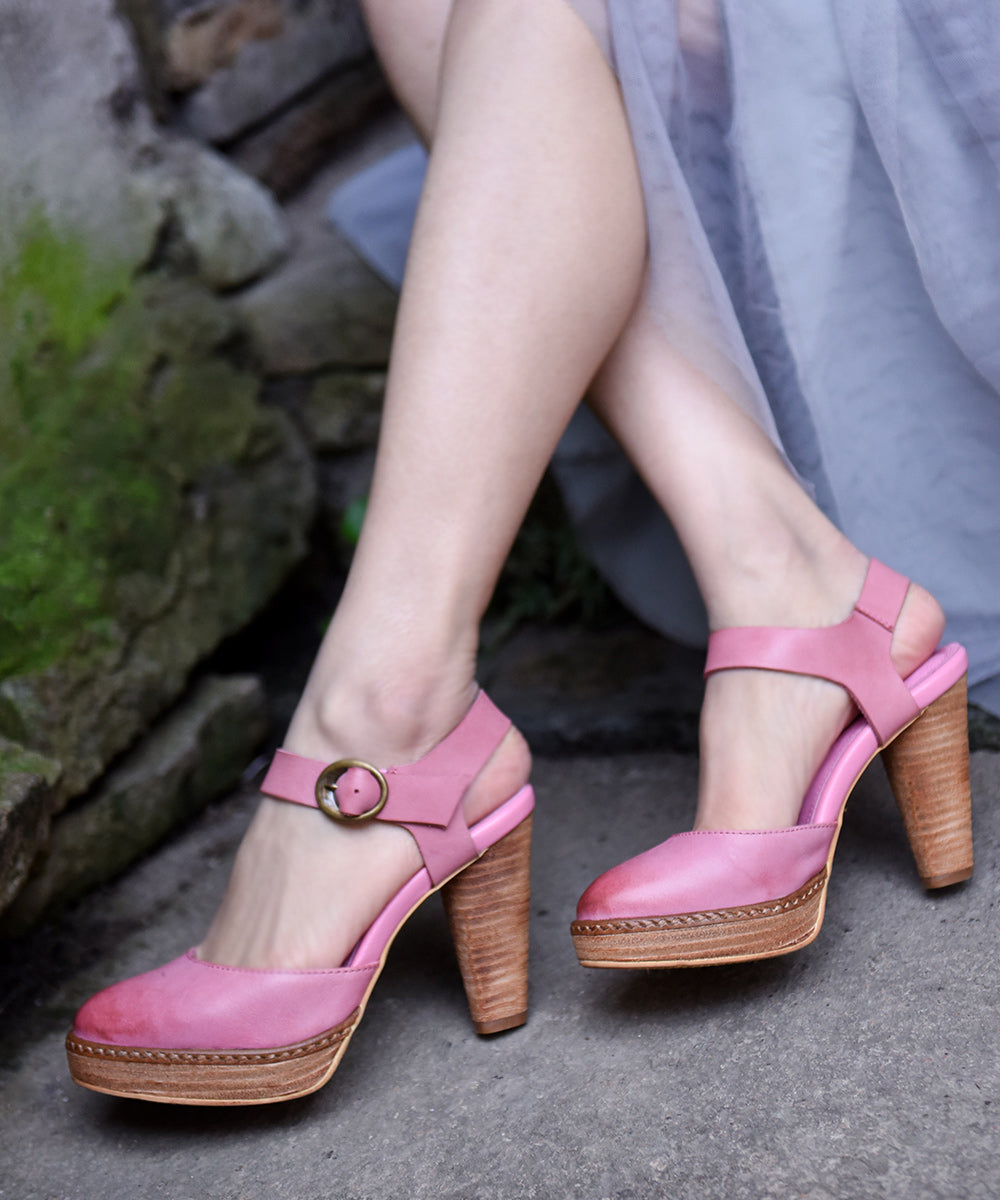 Graceful Orthopedic Sandals for Modern Look