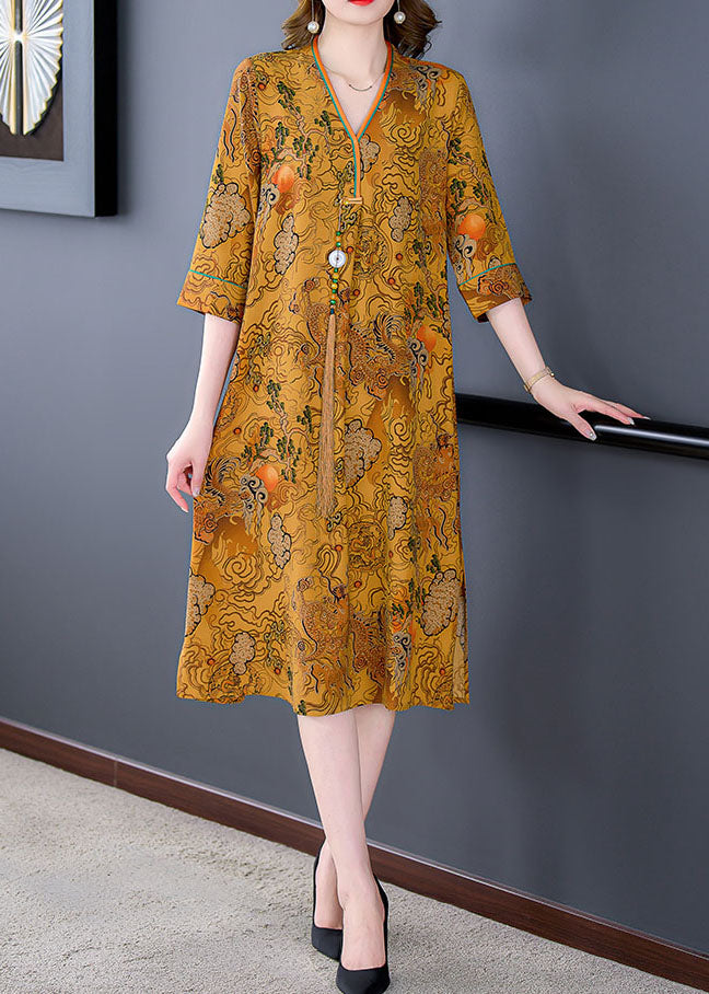 Classic Vintage Dress with a Flattering Fit