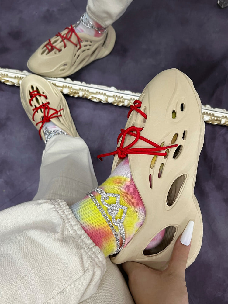 Chic Orthopedic Flats with Unique Design
