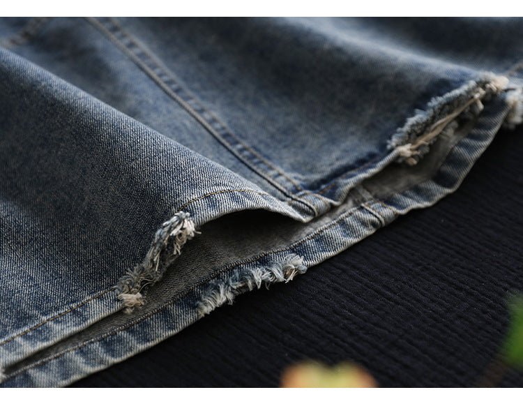 Effortlessly Elegant Garment with a Timeless Design