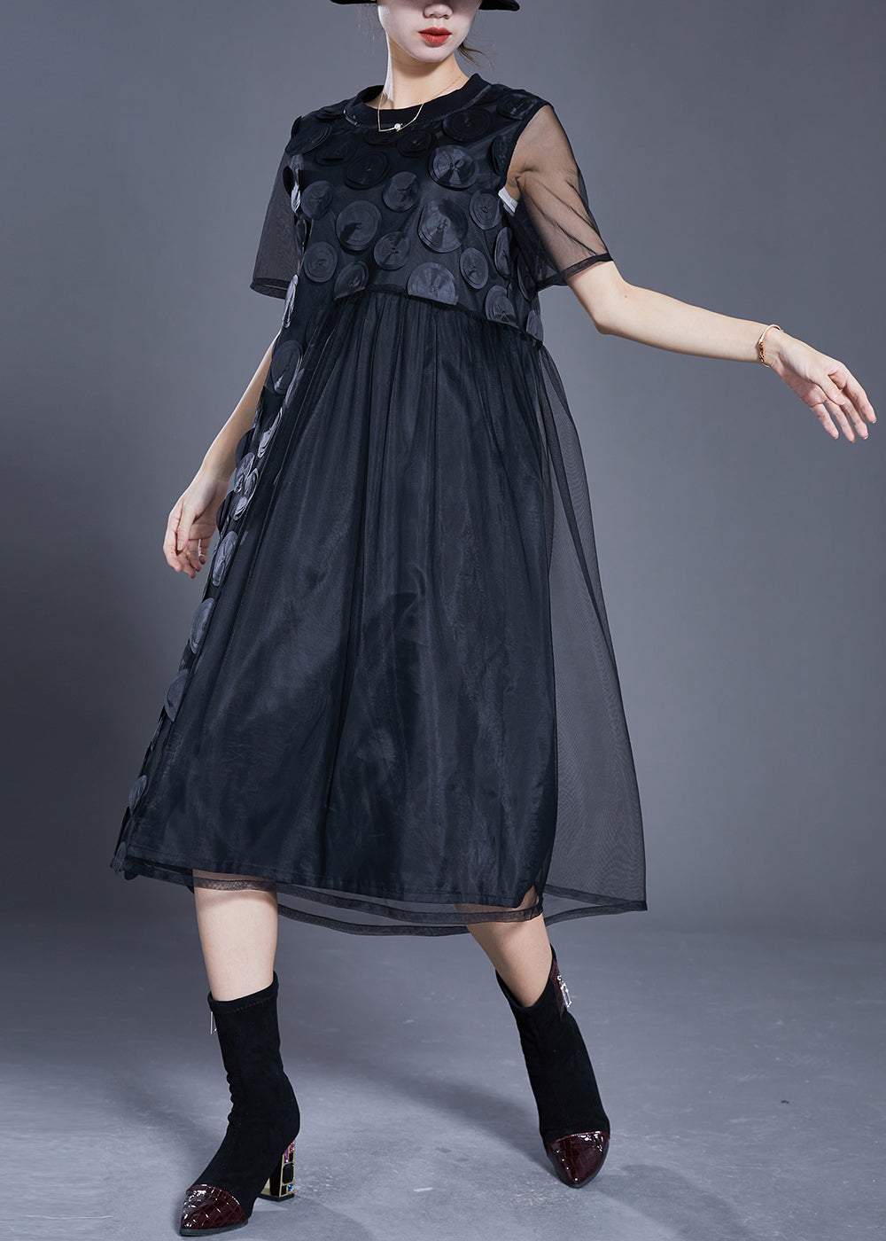 Sophisticated Dress with a Clean Classic Look