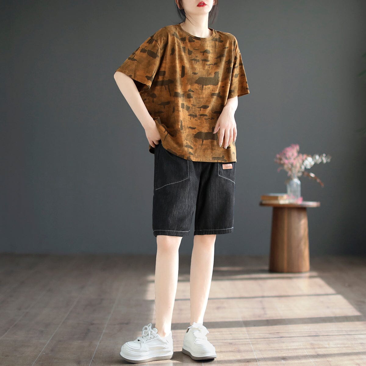 Classic Vintage T-Shirt with a Flattering Fit