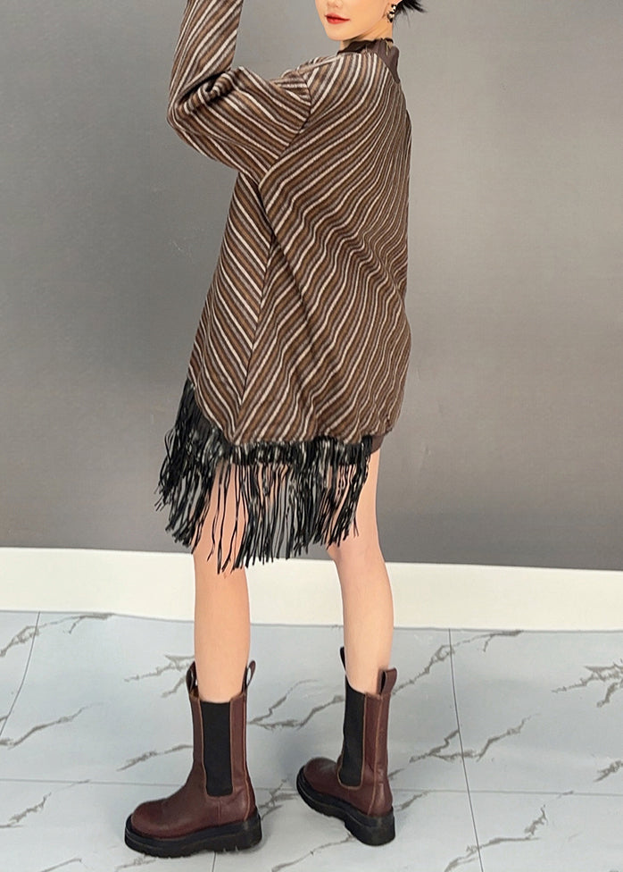 Classic Vintage Sweater with a Flattering Fit