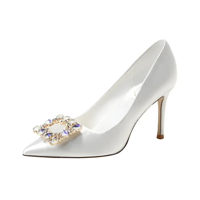 Graceful Orthopedic Heels for Modern Look