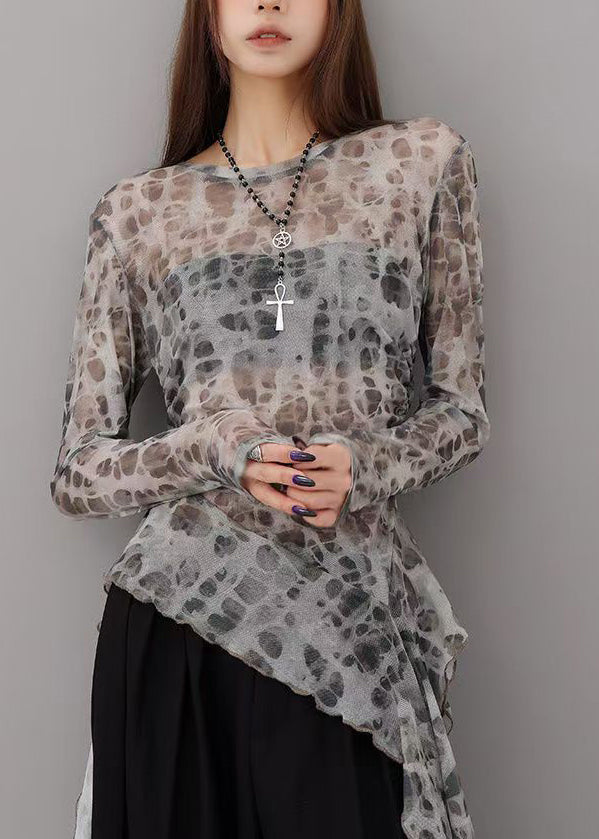 A Vintage Style Shirt with Delicate Timeless Details