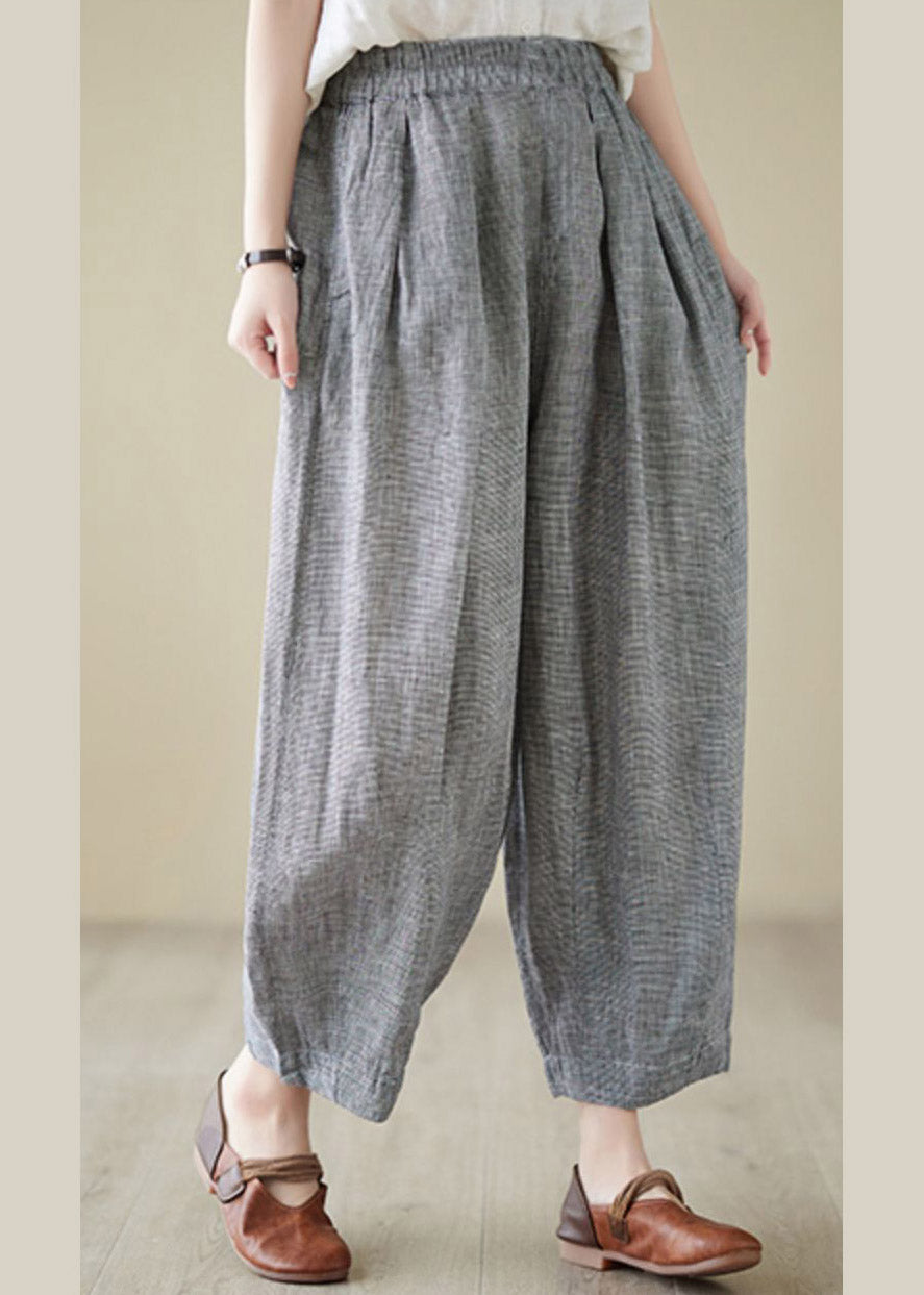 Effortlessly Elegant Pants with a Timeless Design