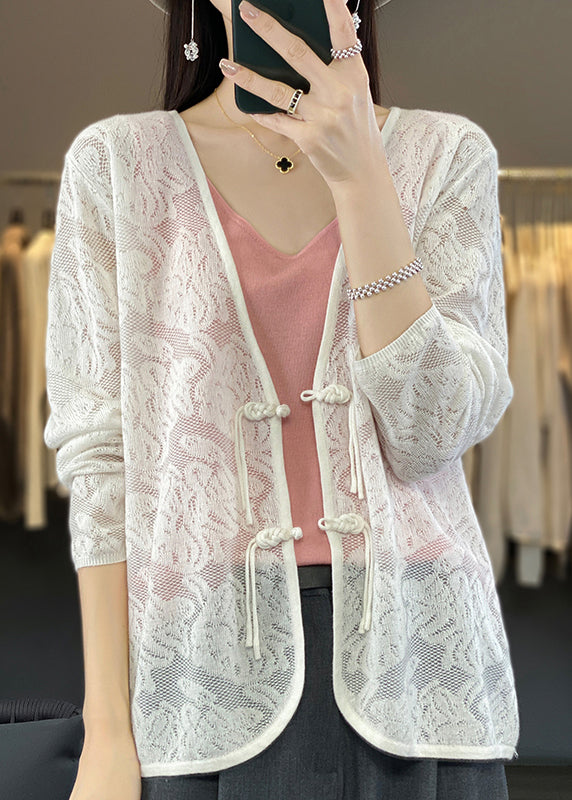 Effortlessly Elegant Cardigan with a Timeless Design