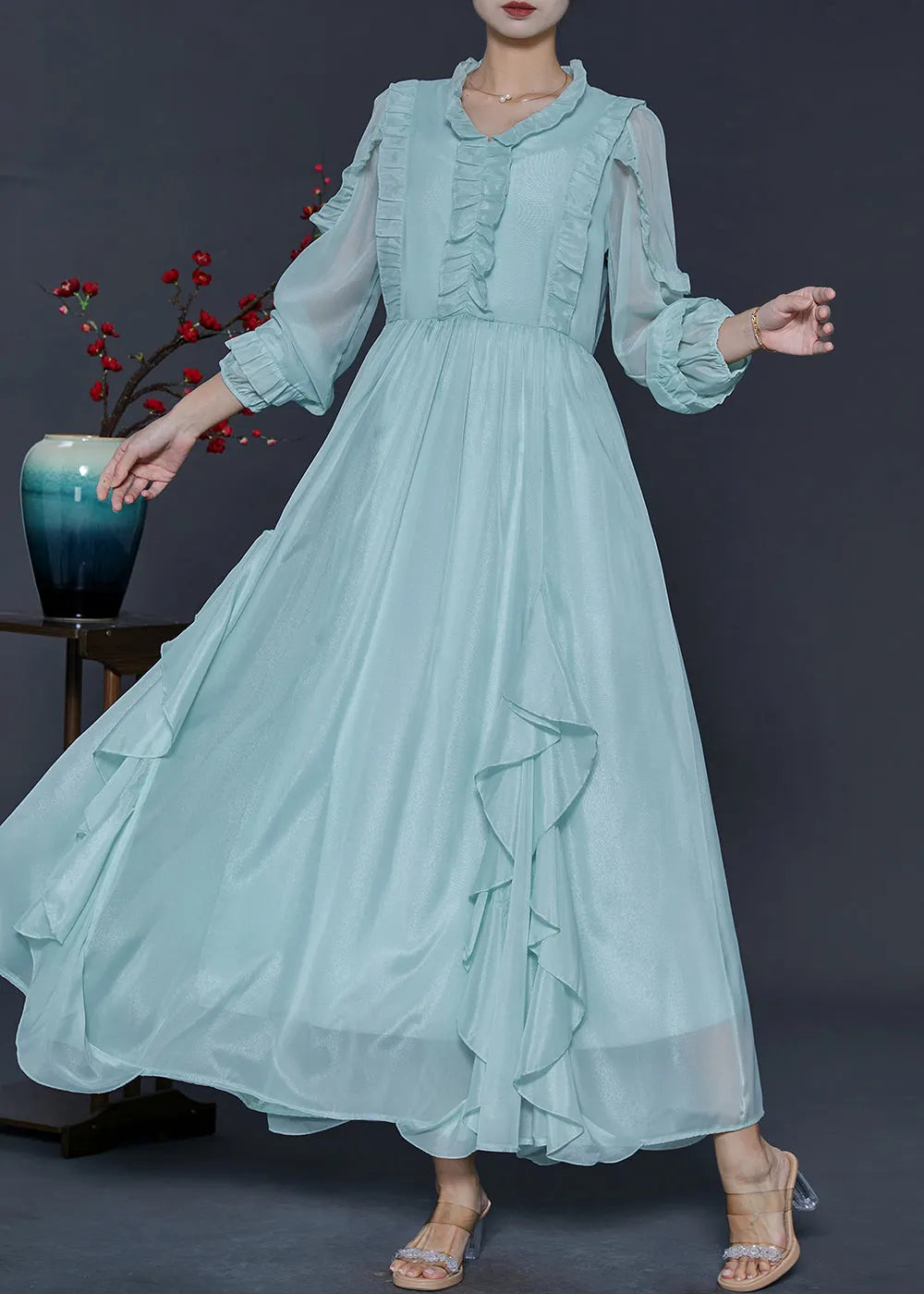 Polished Dress with an Effortless Classic Look