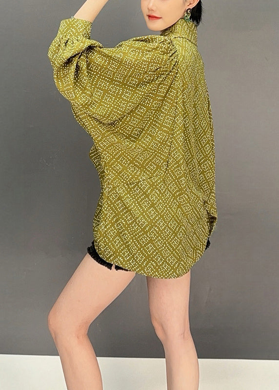Beautifully Crafted Blouse in a Classic Style