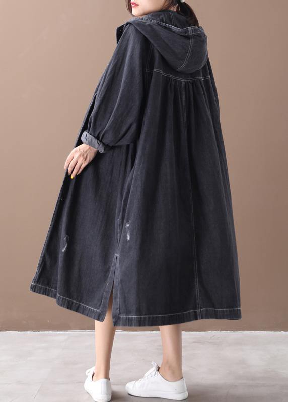 Elegantly Styled Coat for Everyday Wear
