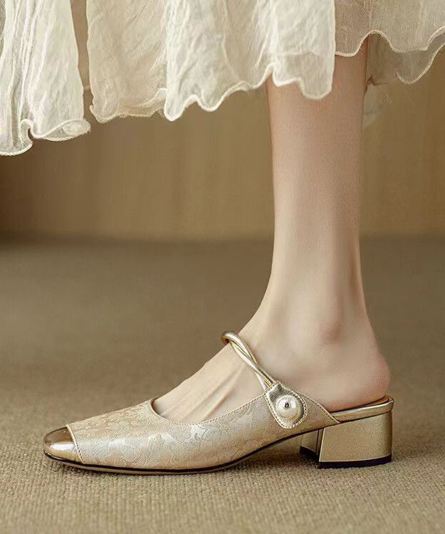 Graceful Orthopedic Sandals for Modern Look