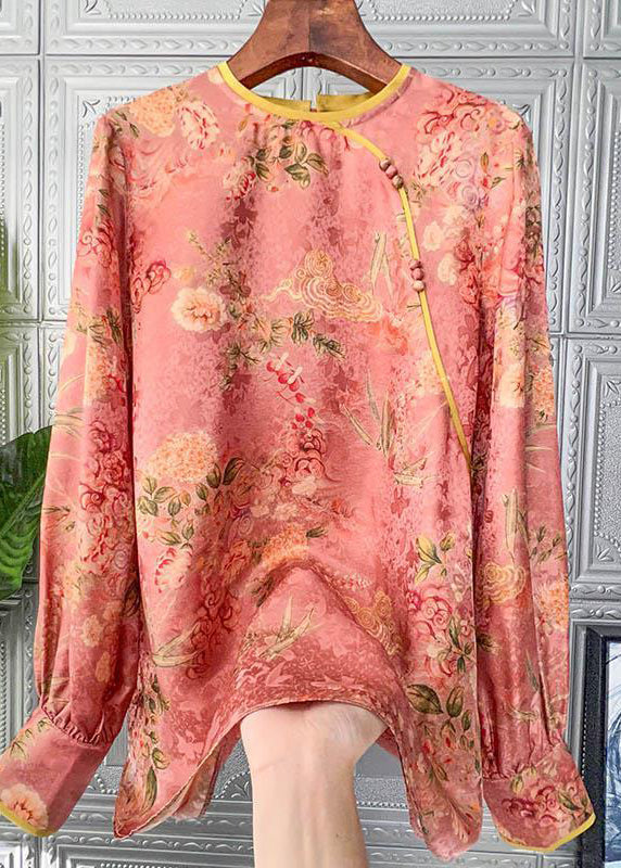 Gracefully Styled Blouse for Any Occasion