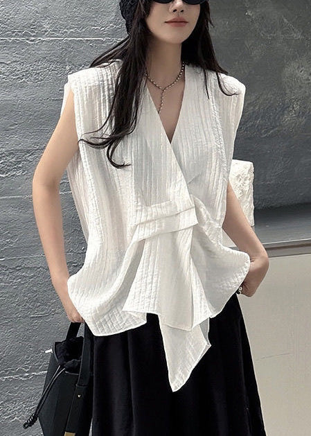 Beautifully Finished Garment in a Timeless Design