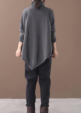 Beautifully Finished Blouse in a Timeless Design