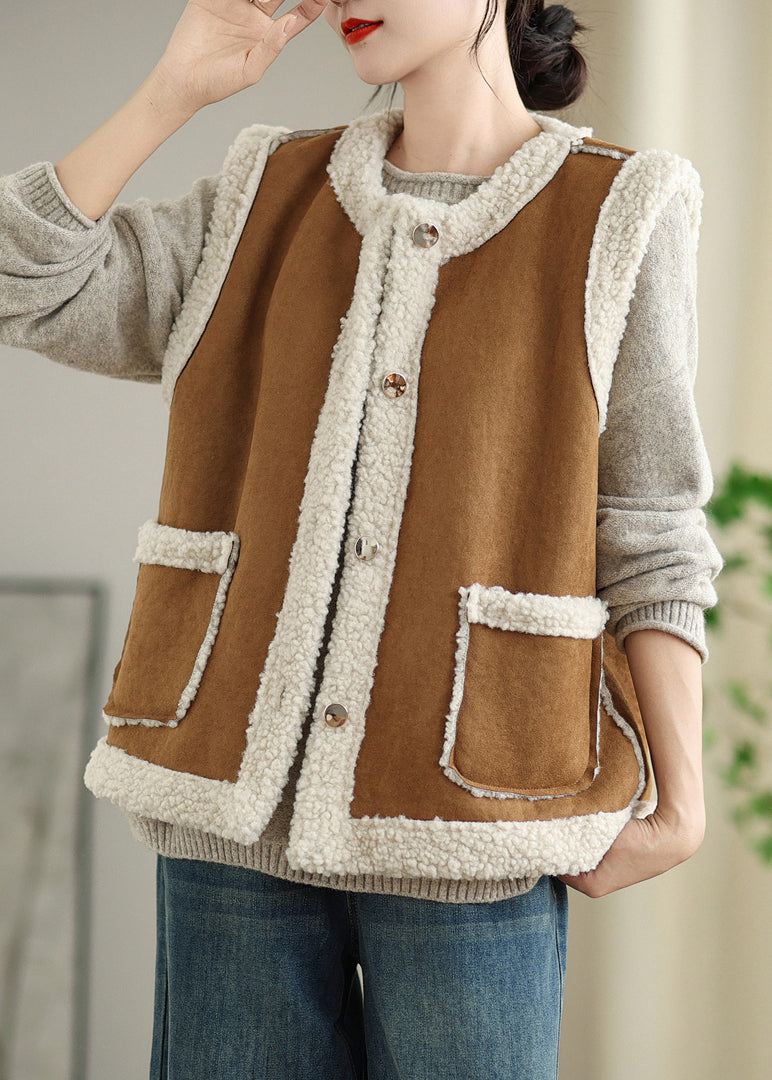Elegantly Styled Coat for Everyday Wear