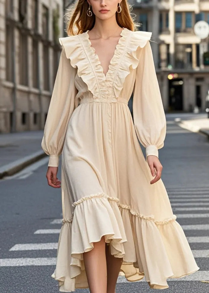 Beautifully Finished Dress in a Timeless Design