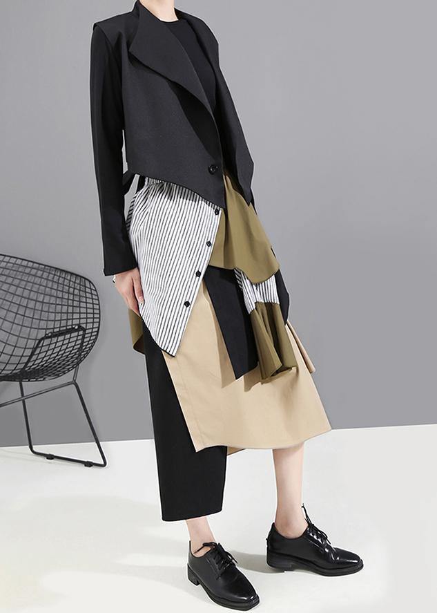Effortlessly Elegant Garment with a Timeless Design