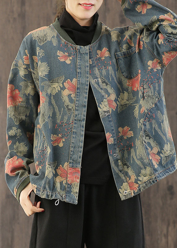Classic Vintage & Enduringly Stylish Coat