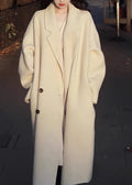 Classic Vintage & Enduringly Stylish Coat