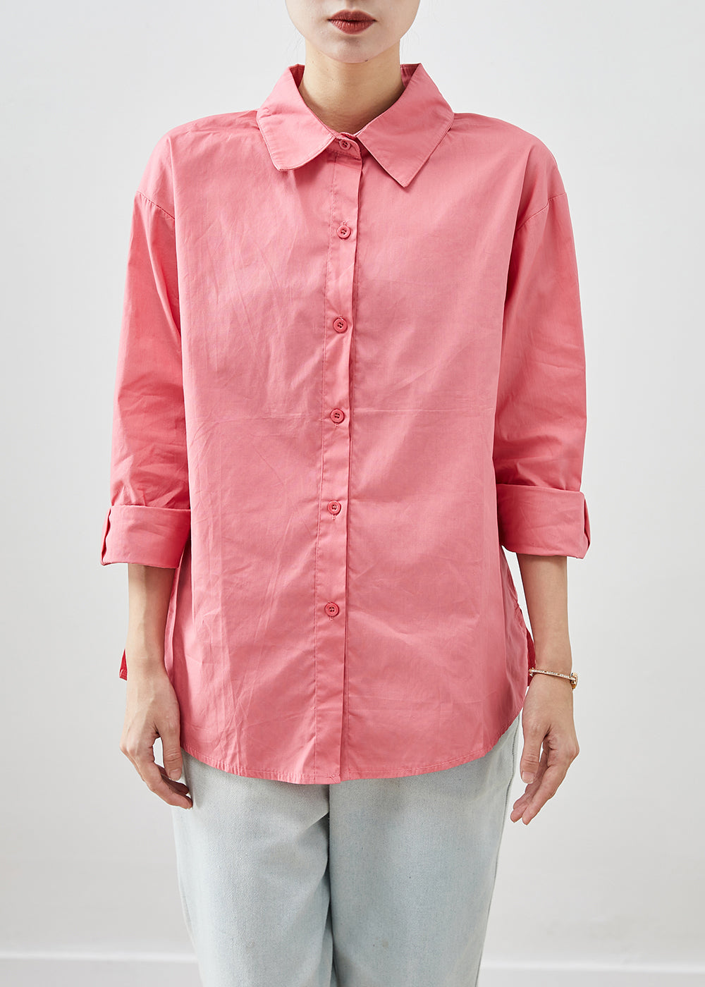Effortlessly Elegant Shirt with a Timeless Design