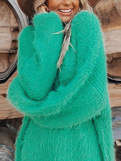Well Tailored Sweater with a Graceful Silhouette