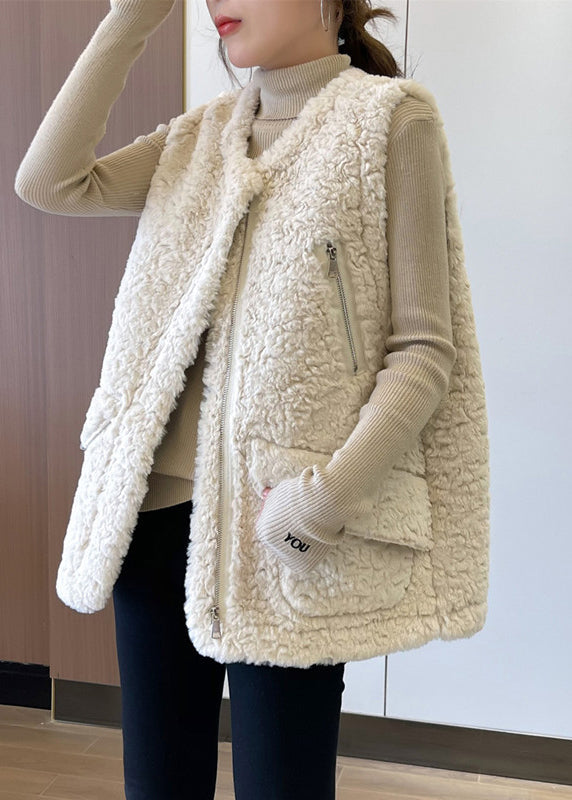 Sophisticated Garment with a Clean Classic Look