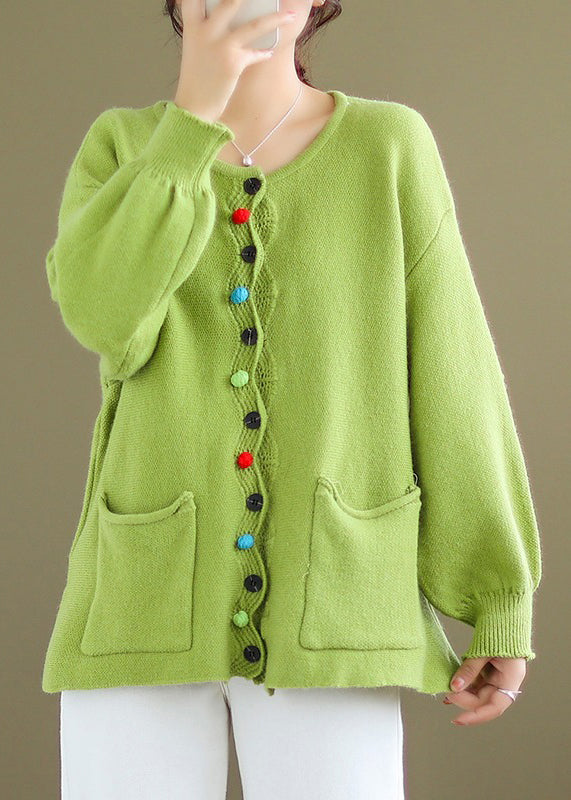 Beautifully Finished Coat in a Timeless Design