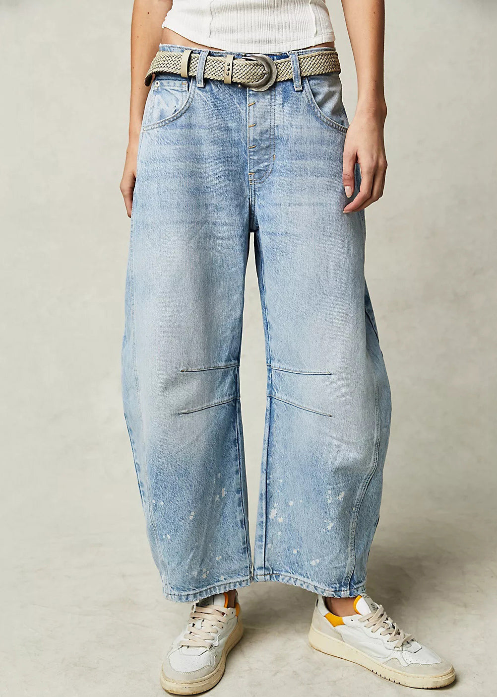 Well Tailored Pants with a Graceful Silhouette