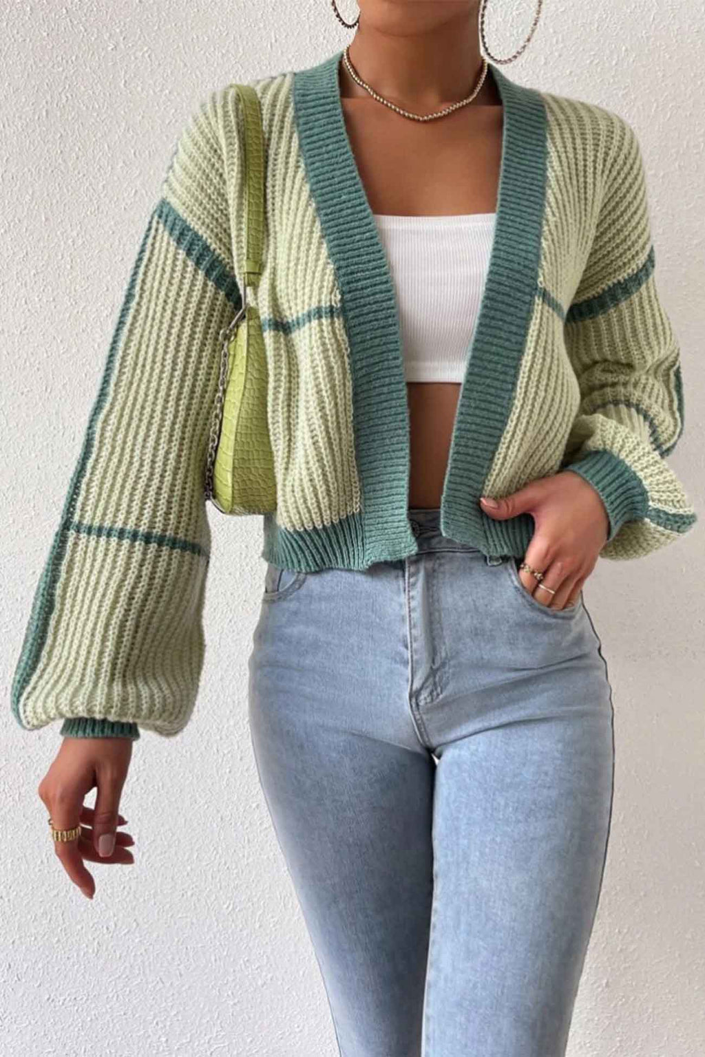 Elegantly Styled Cardigan for Everyday Wear