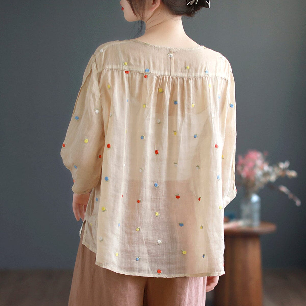 Effortlessly Elegant Blouse with a Timeless Design