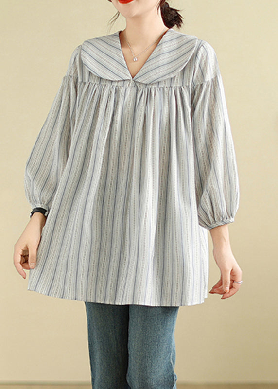 Polished Top with an Effortless Classic Look