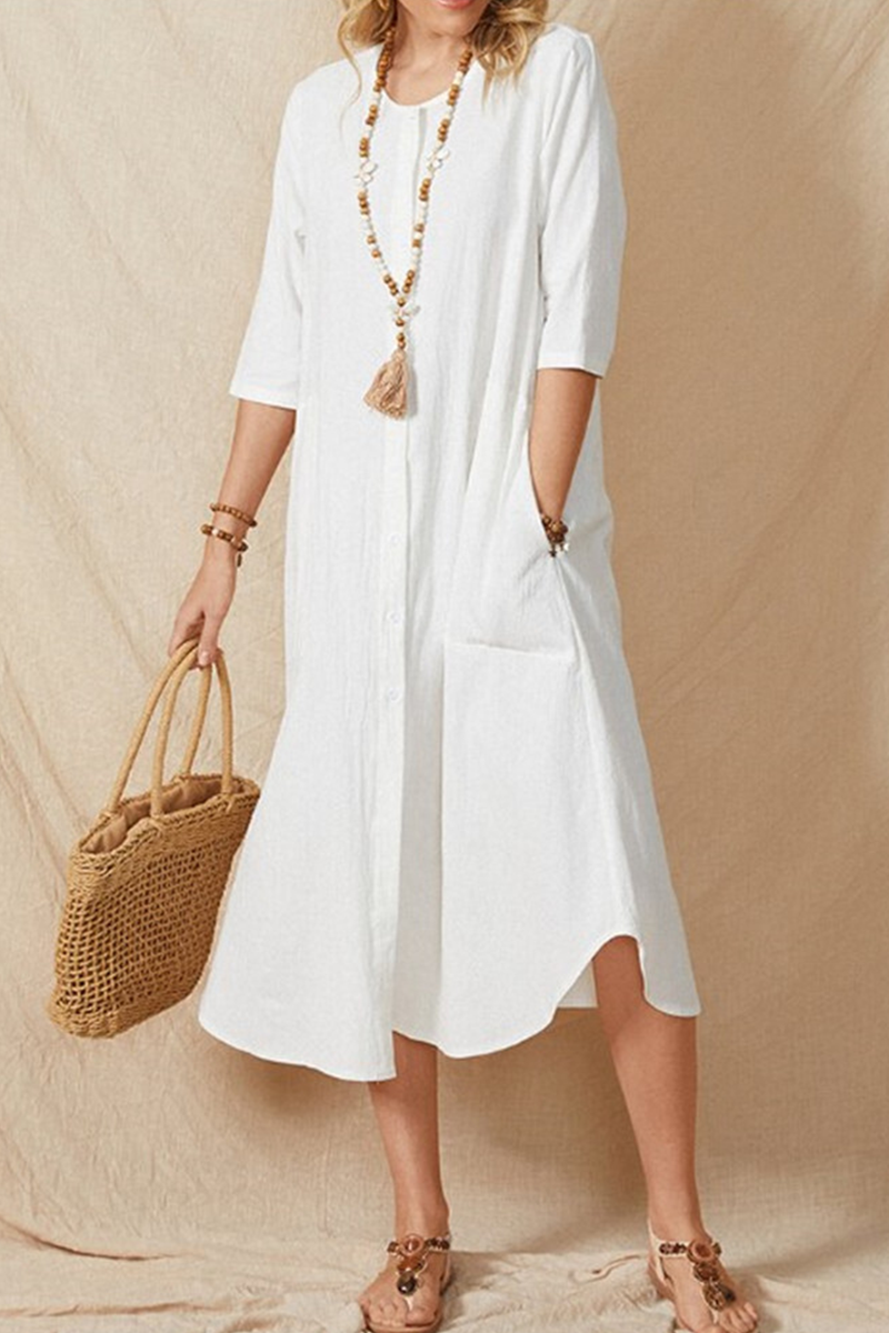 Sophisticated Dress with a Clean Classic Look
