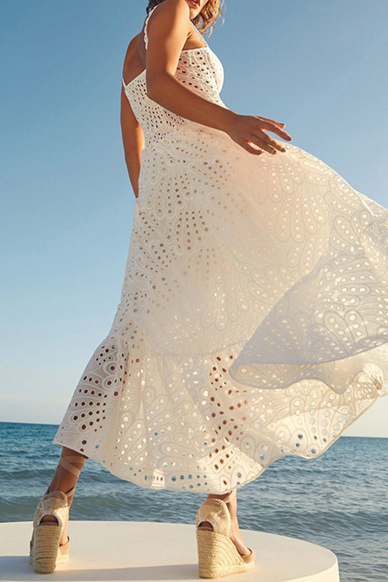 Effortlessly Elegant Dress with a Timeless Design