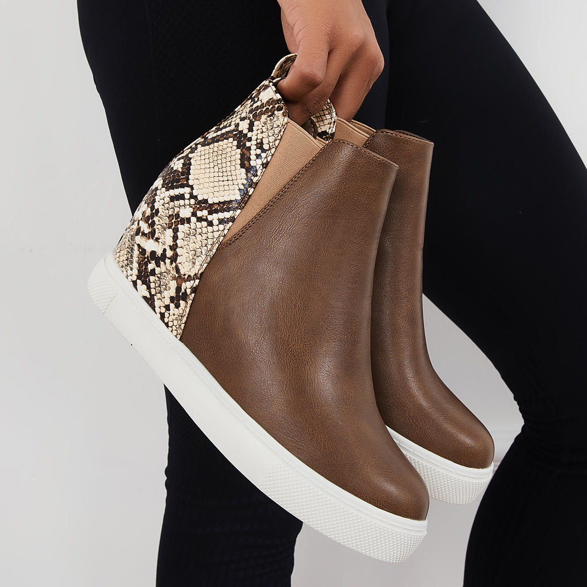 Graceful Orthopedic Sneakers for Modern Look