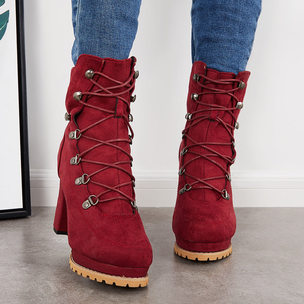 Chic Orthopedic Boots with Unique Design